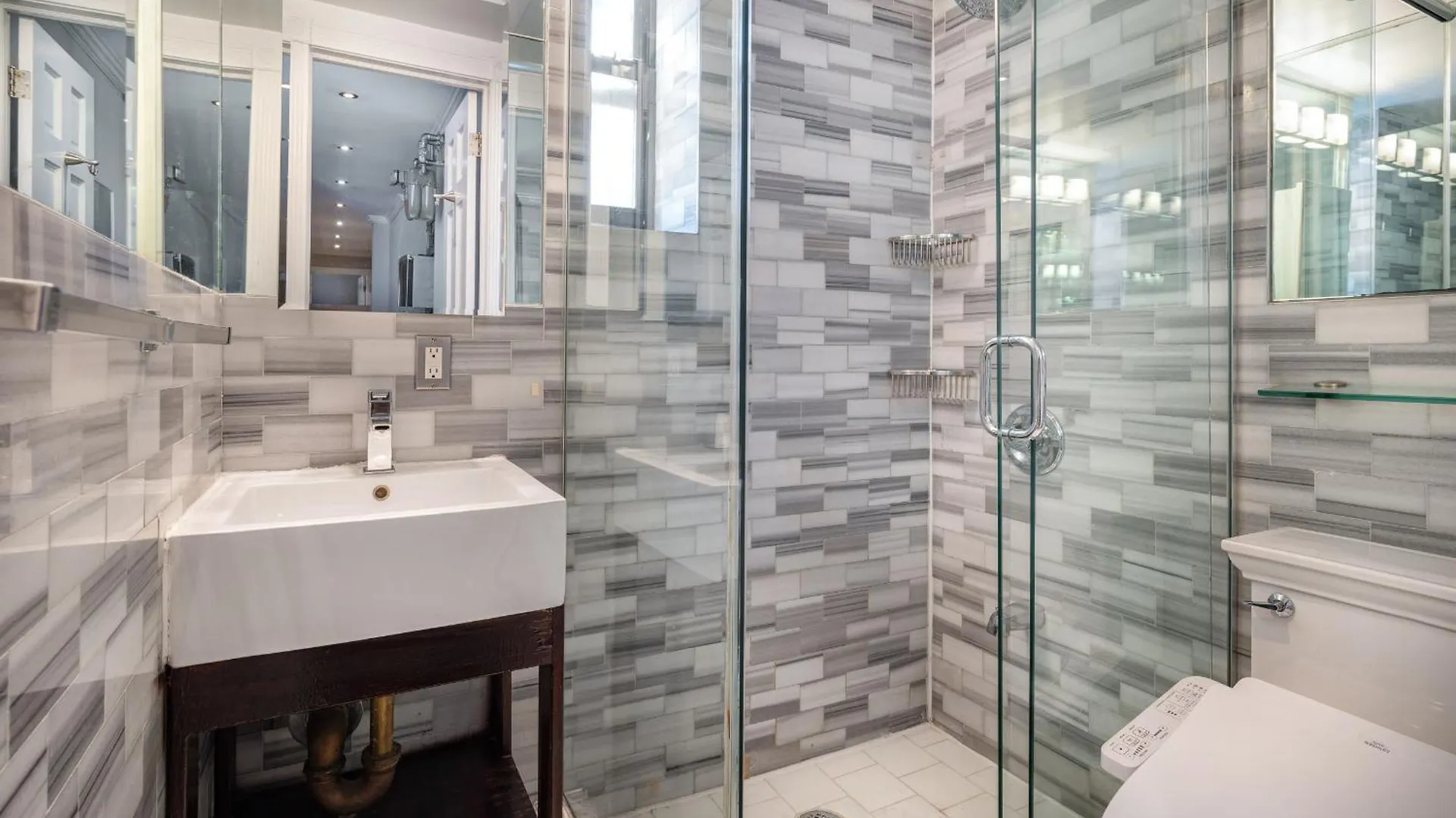 Three Bedroom On Little Italy Mulberry Street Nowy Jork Apartament